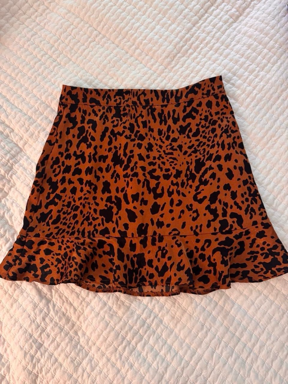 Forever 21 leopard print mini skirt - Size M